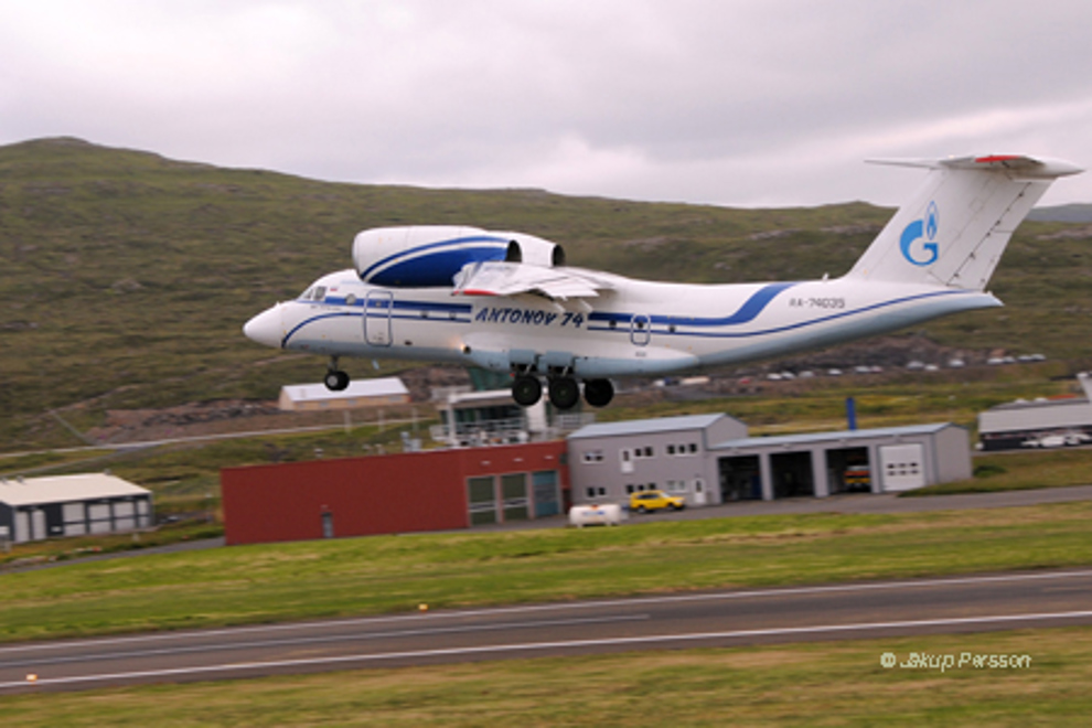 7% færri ferðafólk í juni mánaða