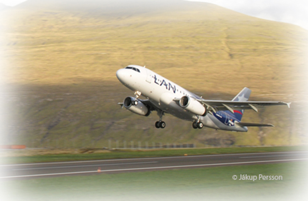 Útbygging av Vága Floghavn